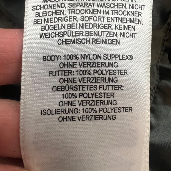 Mountain Hardwear Gray Plaid Commotion Retromotion Jacket Size S MSRP $160 - Picture 9 of 12